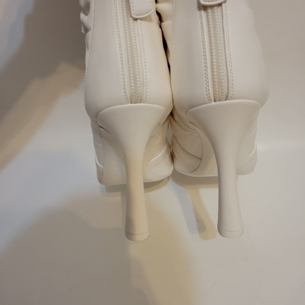 CHANEL white heels- size 39 - Picture 7 of 11